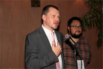 Rick Kinsel gives a speech at HIFF 31.